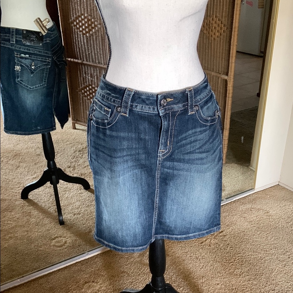Miss Me Denim Signature Mid- Skirt - Blue size 30 retro style